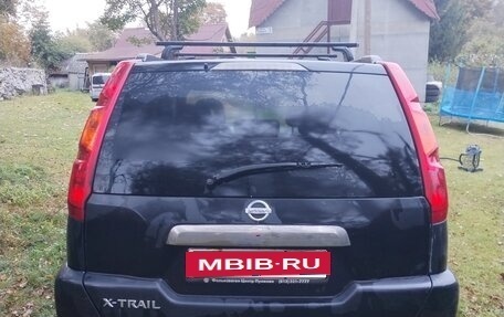 Nissan X-Trail, 2008 год, 900 000 рублей, 24 фотография