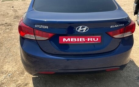 Hyundai Elantra V, 2011 год, 1 000 000 рублей, 3 фотография