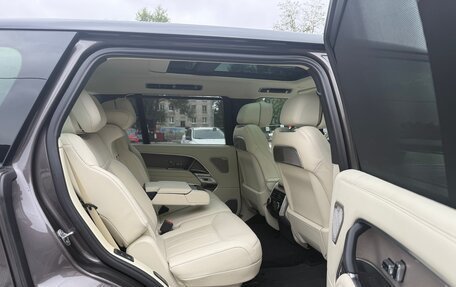 Land Rover Range Rover IV рестайлинг, 2022 год, 17 500 000 рублей, 13 фотография