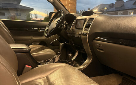 Toyota Land Cruiser Prado 120 рестайлинг, 2008 год, 2 350 000 рублей, 6 фотография