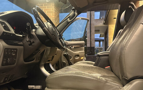 Toyota Land Cruiser Prado 120 рестайлинг, 2008 год, 2 350 000 рублей, 5 фотография