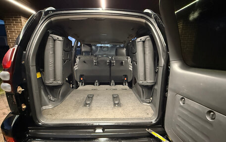 Toyota Land Cruiser Prado 120 рестайлинг, 2008 год, 2 350 000 рублей, 10 фотография