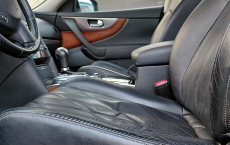 Infiniti FX II, 2010 год, 1 432 000 рублей, 24 фотография