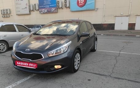 KIA cee'd III, 2013 год, 1 000 000 рублей, 2 фотография