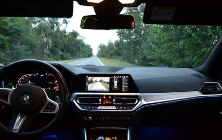 BMW 3 серия, 2019 год, 3 350 000 рублей, 3 фотография