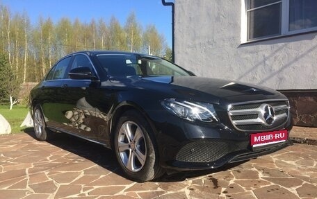 Mercedes-Benz E-Класс, 2017 год, 1 800 000 рублей, 1 фотография