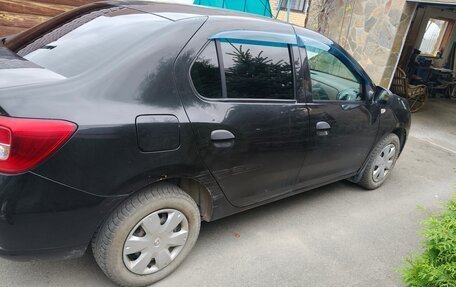 Renault Logan II, 2016 год, 850 000 рублей, 4 фотография