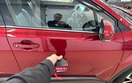 Toyota C-HR I рестайлинг, 2019 год, 1 999 999 рублей, 27 фотография