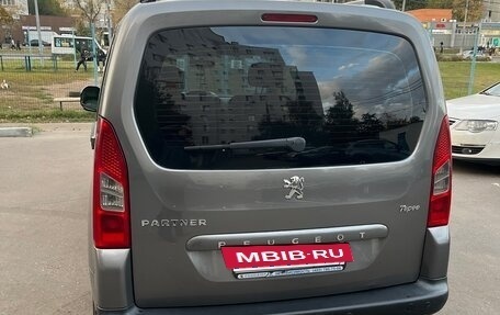 Peugeot Partner II рестайлинг 2, 2011 год, 650 000 рублей, 7 фотография