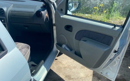 Renault Logan I, 2006 год, 380 000 рублей, 9 фотография