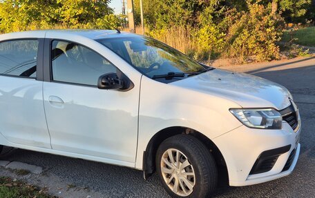 Renault Logan II, 2021 год, 675 000 рублей, 2 фотография