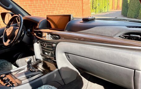 Lexus LX III, 2020 год, 15 000 000 рублей, 13 фотография