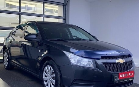 Chevrolet Cruze II, 2011 год, 549 000 рублей, 3 фотография