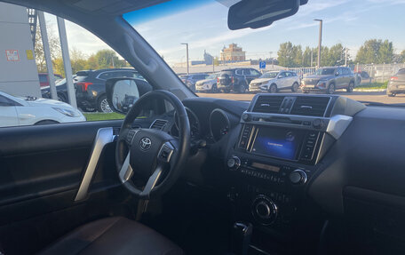 Toyota Land Cruiser Prado 150 рестайлинг 2, 2017 год, 4 384 000 рублей, 17 фотография