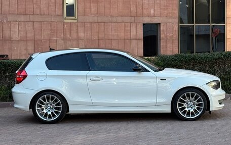 BMW 1 серия, 2007 год, 870 000 рублей, 2 фотография