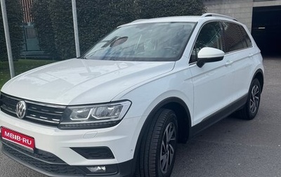 Volkswagen Tiguan II, 2018 год, 2 150 000 рублей, 1 фотография