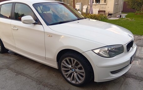 BMW 1 серия, 2011 год, 1 230 000 рублей, 5 фотография