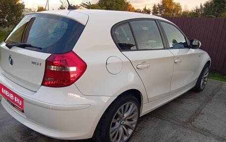 BMW 1 серия, 2011 год, 1 230 000 рублей, 6 фотография