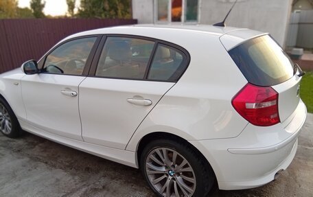 BMW 1 серия, 2011 год, 1 230 000 рублей, 8 фотография