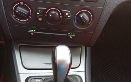 BMW 1 серия, 2011 год, 1 230 000 рублей, 16 фотография