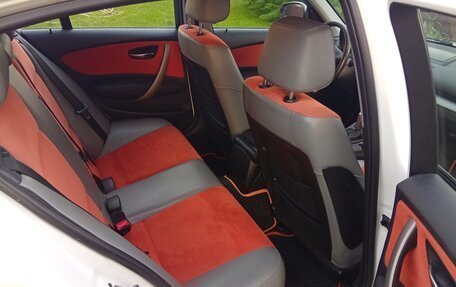 BMW 1 серия, 2011 год, 1 230 000 рублей, 12 фотография