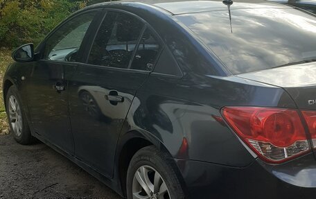 Chevrolet Cruze II, 2010 год, 590 000 рублей, 6 фотография