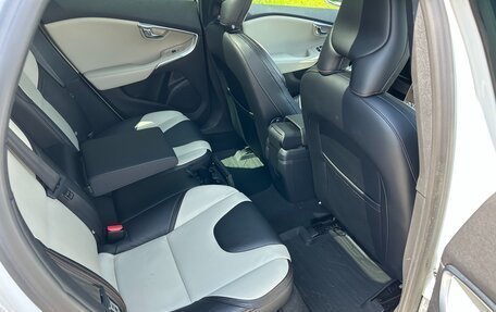 Volvo V40 Cross Country I, 2014 год, 2 000 000 рублей, 7 фотография