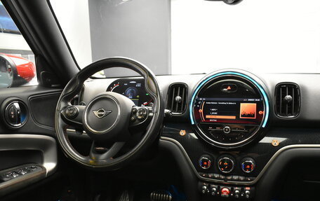 MINI Countryman II (F60), 2021 год, 3 980 000 рублей, 18 фотография
