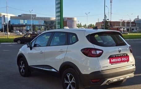 Renault Kaptur I рестайлинг, 2019 год, 1 649 000 рублей, 2 фотография