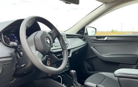 Skoda Rapid II, 2021 год, 1 590 000 рублей, 6 фотография