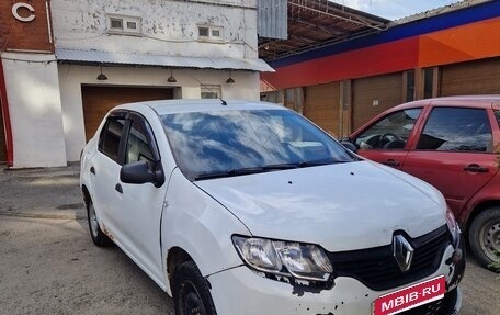 Renault Logan II, 2017 год, 340 000 рублей, 1 фотография