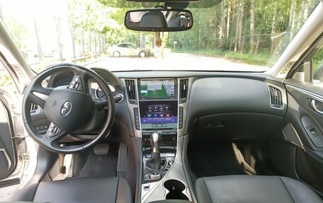 Infiniti Q50 I рестайлинг, 2016 год, 2 070 000 рублей, 12 фотография