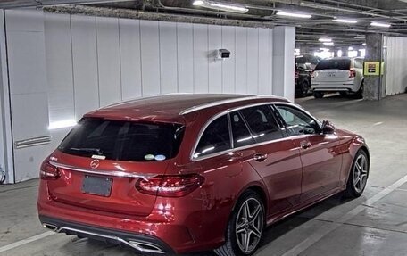 Mercedes-Benz C-Класс, 2018 год, 1 820 000 рублей, 23 фотография