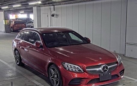 Mercedes-Benz C-Класс, 2018 год, 1 820 000 рублей, 24 фотография