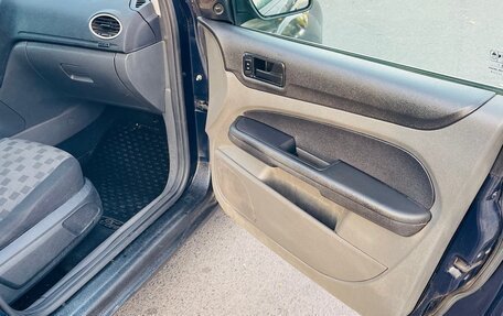 Ford Focus II рестайлинг, 2006 год, 275 000 рублей, 13 фотография