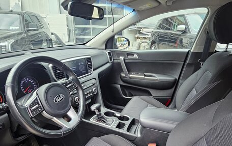 KIA Sportage IV рестайлинг, 2021 год, 2 299 000 рублей, 6 фотография