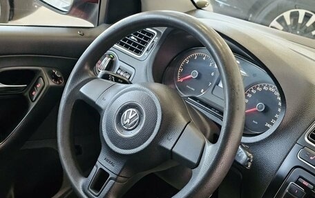 Volkswagen Polo VI (EU Market), 2011 год, 819 000 рублей, 20 фотография