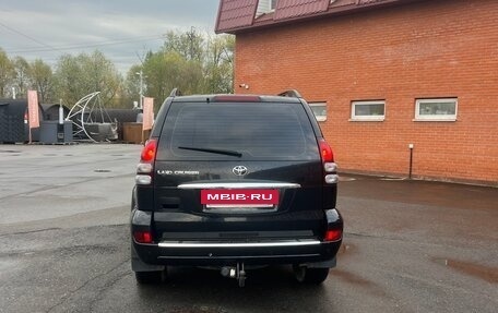 Toyota Land Cruiser Prado 120 рестайлинг, 2005 год, 1 800 000 рублей, 4 фотография
