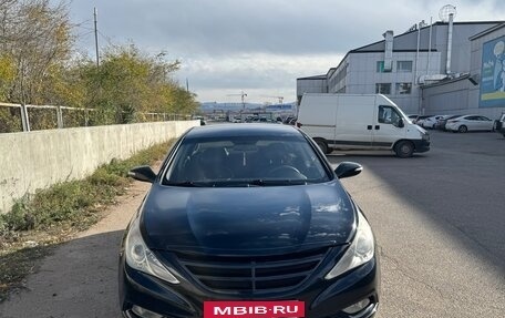 Hyundai Sonata VI, 2010 год, 915 000 рублей, 4 фотография
