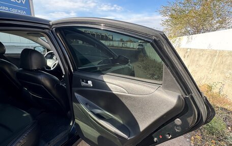 Hyundai Sonata VI, 2010 год, 915 000 рублей, 23 фотография