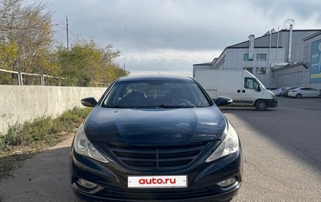 Hyundai Sonata VI, 2010 год, 915 000 рублей, 6 фотография
