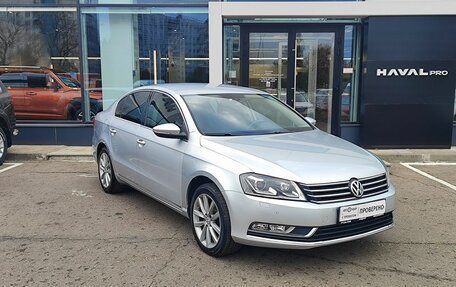 Volkswagen Passat B7, 2012 год, 999 000 рублей, 3 фотография