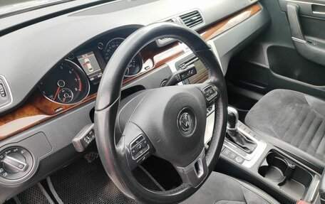 Volkswagen Passat B7, 2012 год, 999 000 рублей, 14 фотография