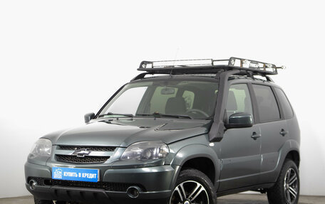 Chevrolet Niva I рестайлинг, 2017 год, 899 000 рублей, 3 фотография