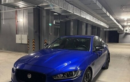 Jaguar XE I рестайлинг, 2017 год, 2 500 000 рублей, 1 фотография