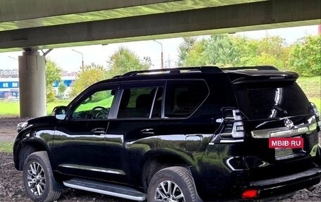 Toyota Land Cruiser Prado 150 рестайлинг 2, 2015 год, 4 198 000 рублей, 3 фотография