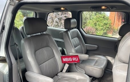 KIA Carnival III, 2003 год, 650 000 рублей, 11 фотография