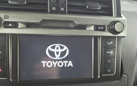 Toyota Land Cruiser Prado 150 рестайлинг 2, 2015 год, 4 198 000 рублей, 16 фотография