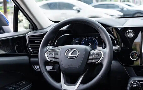 Lexus NX, 2022 год, 2 943 555 рублей, 11 фотография