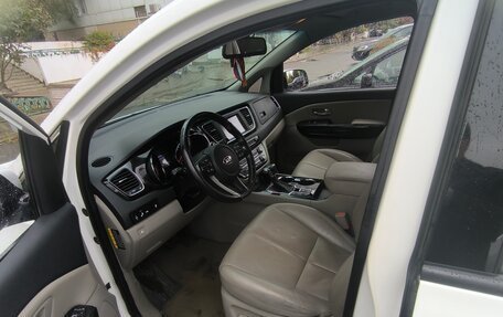 KIA Carnival III, 2019 год, 2 799 000 рублей, 7 фотография